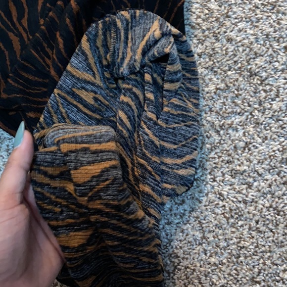 Zara dress - Picture 4 of 5